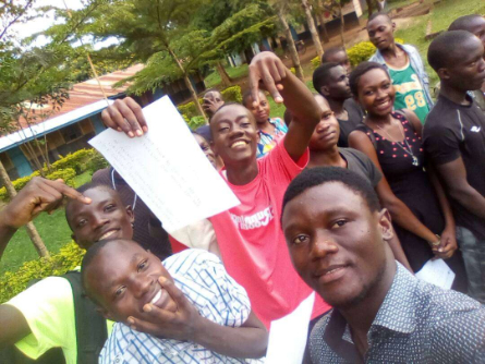 youth during mentorship session.jpg